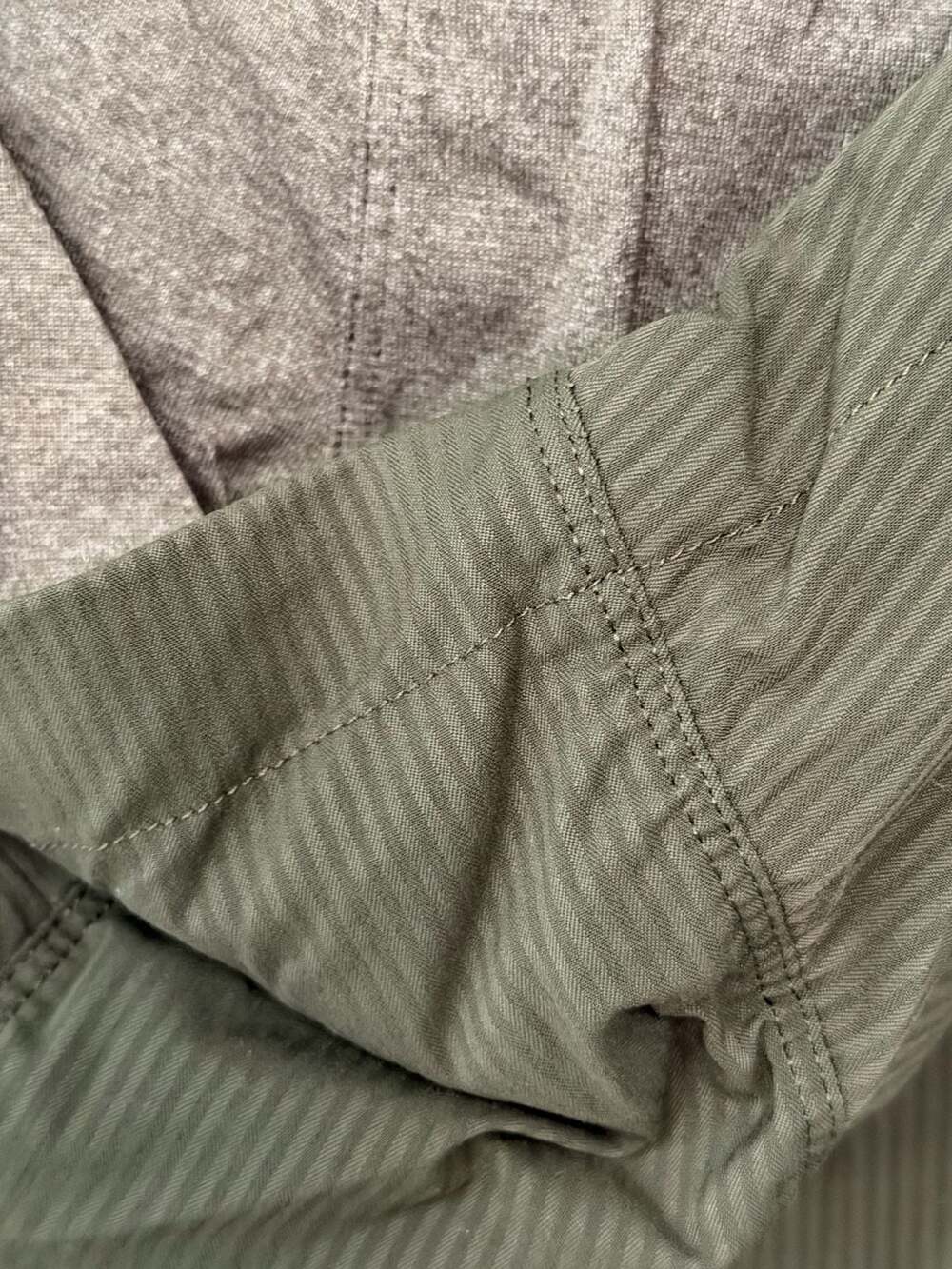Lululemon Dance Studio Jacket Ruched Sleeves Hooded Dark Olive Green Size 10 - Picture 4 of 6